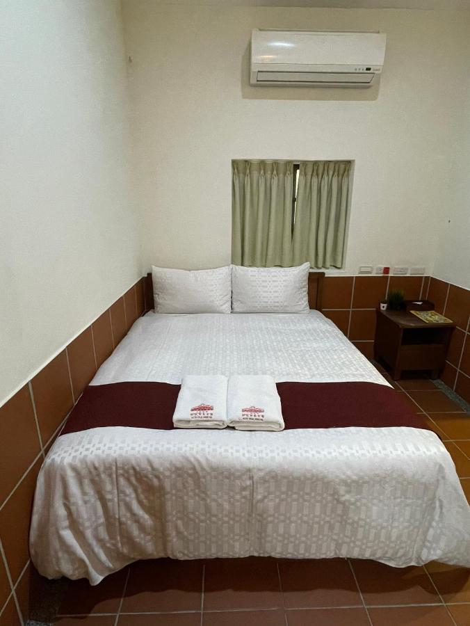 左營蓮潭郭家百年古厝 Hotel Kaohsiung Bagian luar foto