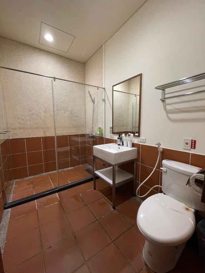 左營蓮潭郭家百年古厝 Hotel Kaohsiung Bagian luar foto
