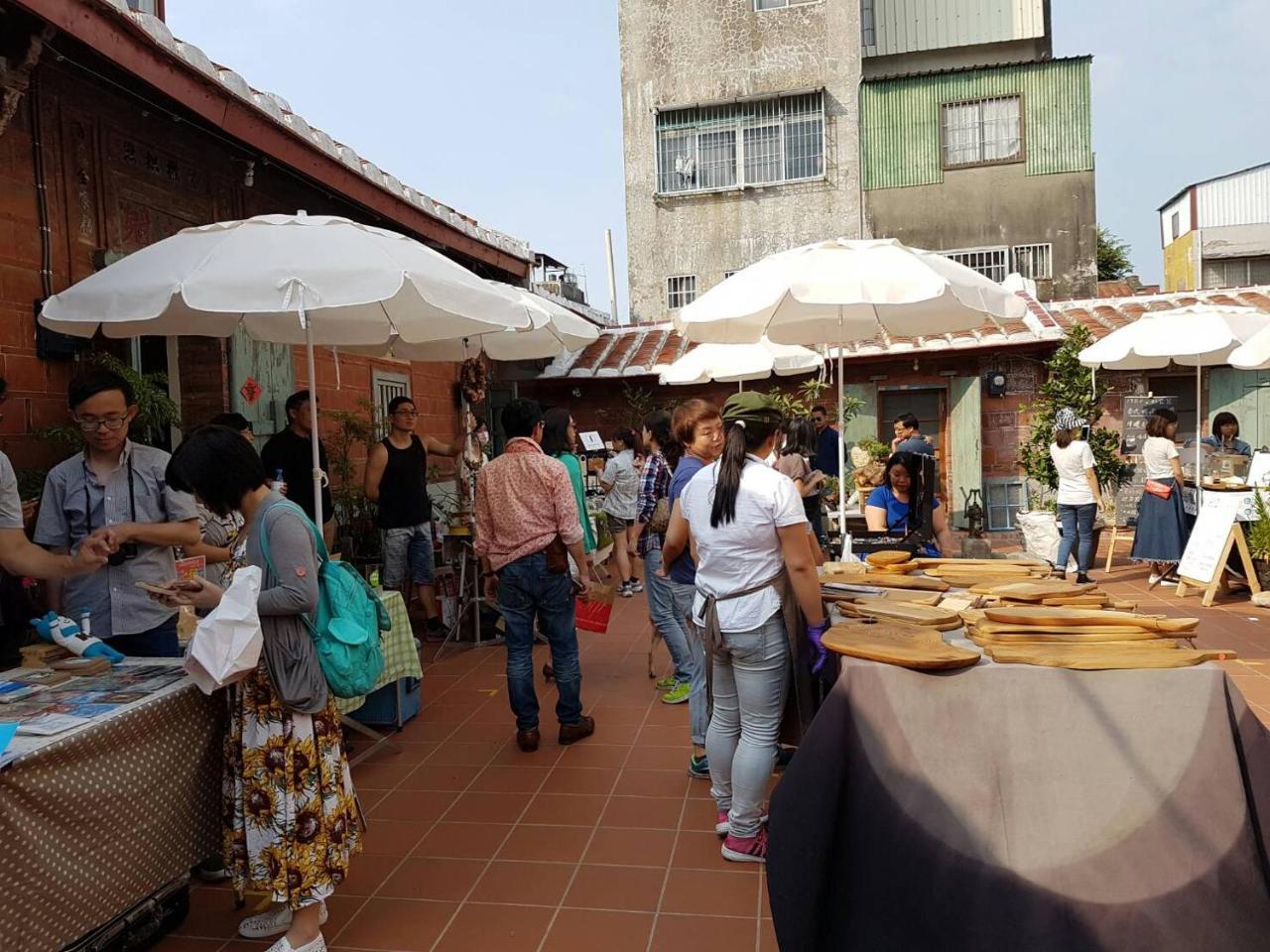 左營蓮潭郭家百年古厝 Hotel Kaohsiung Bagian luar foto