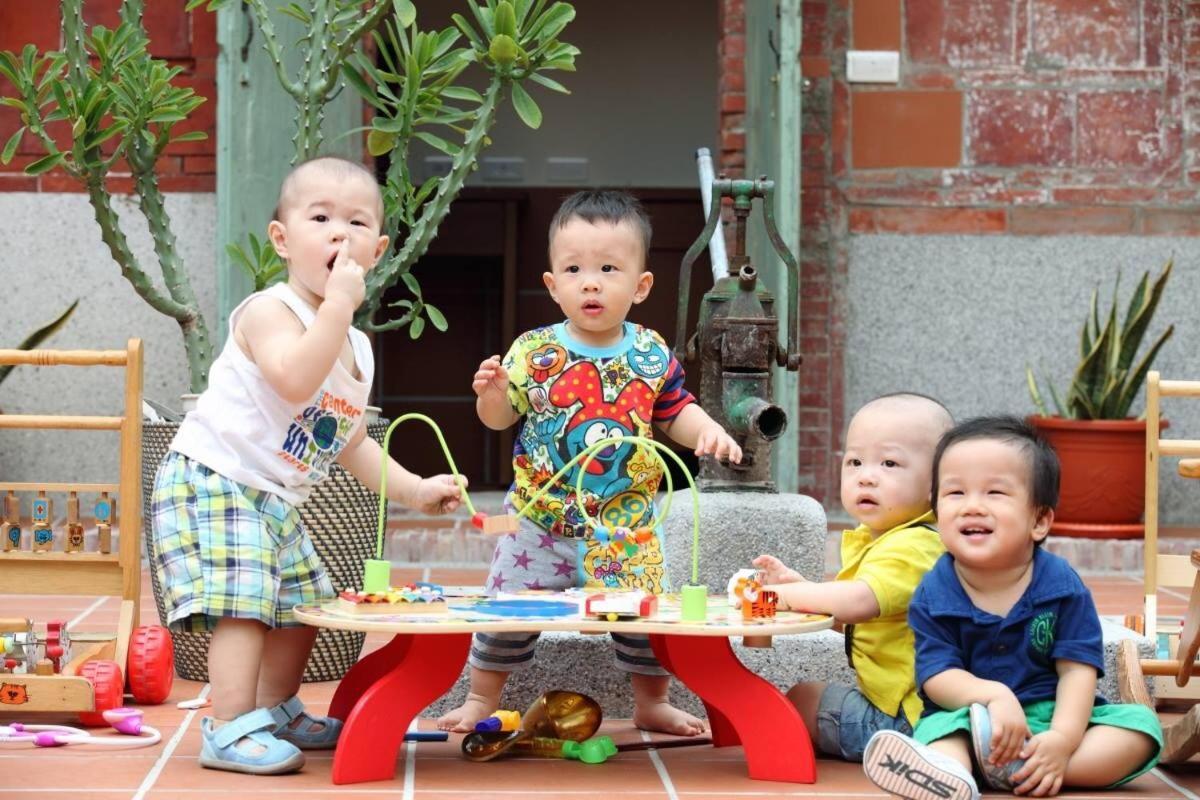 左營蓮潭郭家百年古厝 Hotel Kaohsiung Bagian luar foto
